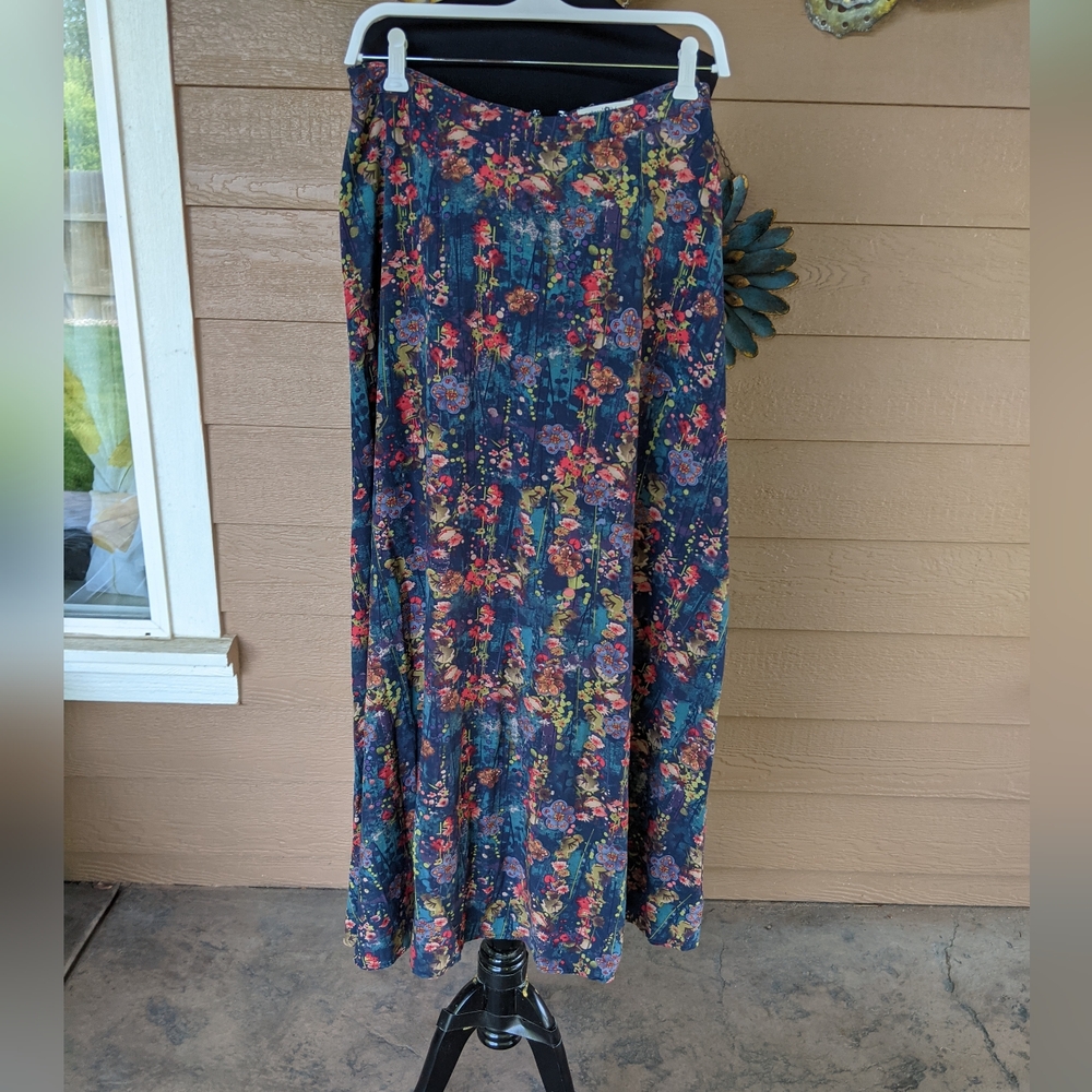 NATURAL LIFE Floral A-Line Skirt - Blue and Red
